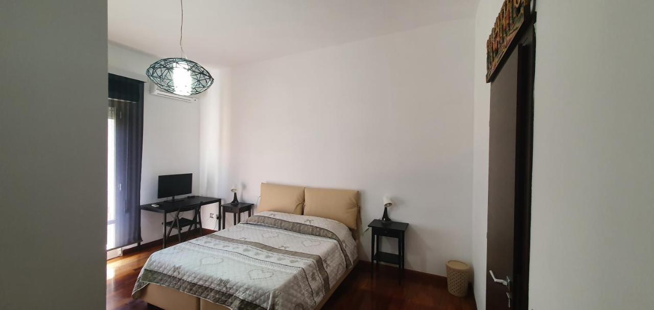 Lindos Bed & Breakfast Gela Exterior foto