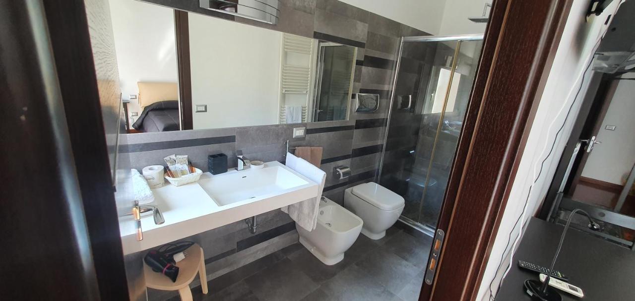 Lindos Bed & Breakfast Gela Exterior foto